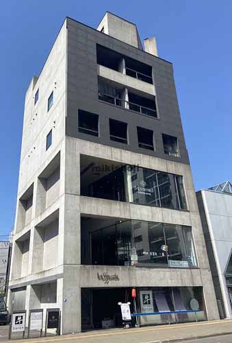 アルファ裏参道ビル 外観