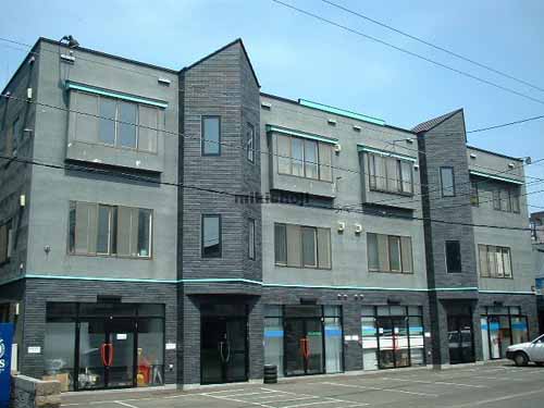 白石区の３Ｄコートアネックス 外観1