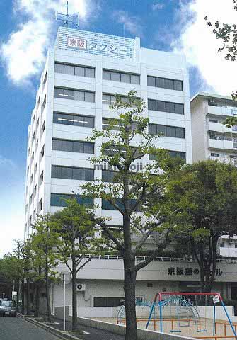 伏見区の京阪藤の森ビル 外観1