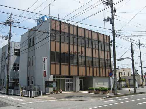 彦根市の上野第Ⅱビル 外観1