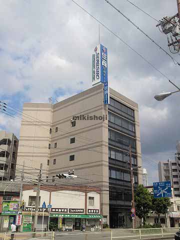 東成区の富士火災今里ビル 外観1