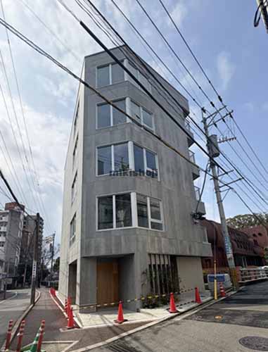 南区全域の山口産業びる 外観1