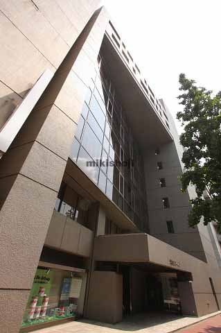 日本橋本町の丸柏タマビル 外観1