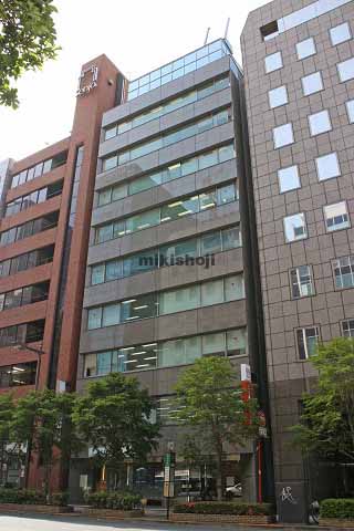 日本橋本町のＫＤＸ新日本橋駅前ビル 外観1