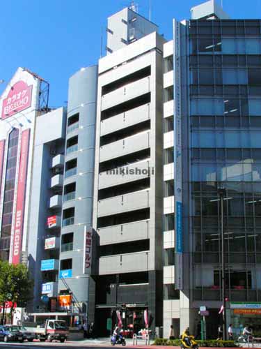 神田小川町の天下堂ビル 外観1