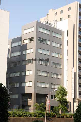 入船・新富のＣＯＬＯＲ・ＵＳ銀座東 外観1