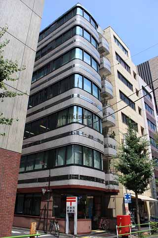 新橋の京急中はらビル 外観1