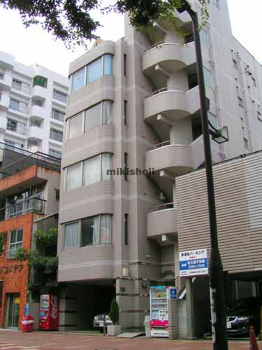 早稲田町・馬場下町の玉井企画ビル 外観1