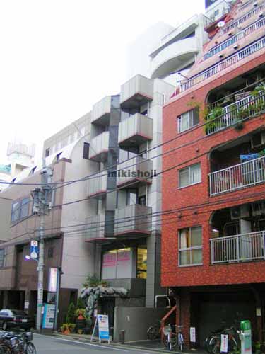 南大塚・北大塚の大塚キャリアビル 外観1