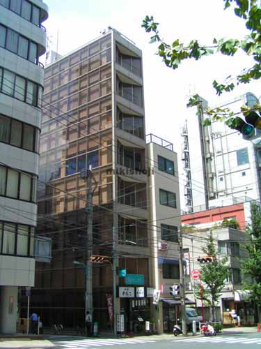 新小川町・山吹町の滝沢６８ビル 外観1