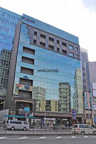 南青山のＶＯＲＴ外苑前Ⅰ 外観1