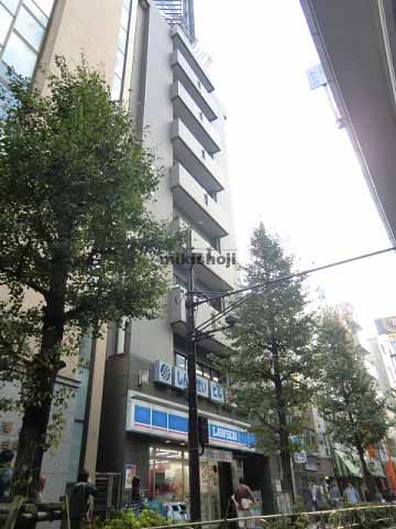 桜新町・用賀の真成ビル 外観1