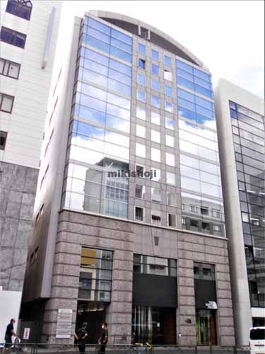 神宮前の原宿ソフィアビル 外観1