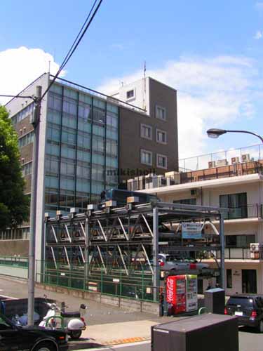 麻布台・東麻布の麻布台徳井ビル 外観1