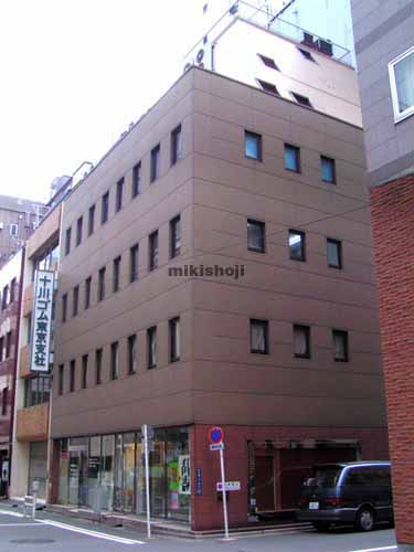 京橋のエー・エスビルディング 外観1