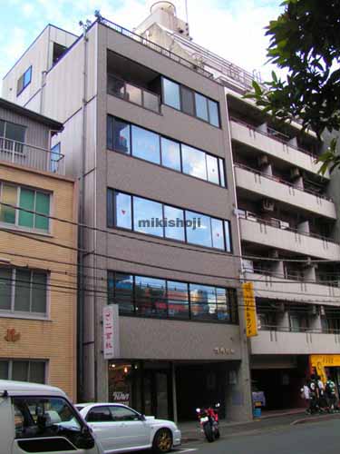 西神田の竹内ビル 外観1