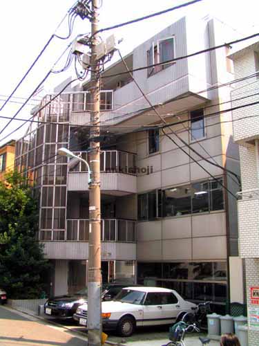 千駄ヶ谷のコア原宿 外観1