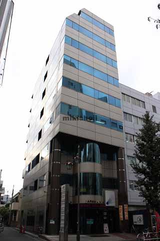 北新宿のアルマビル 外観1