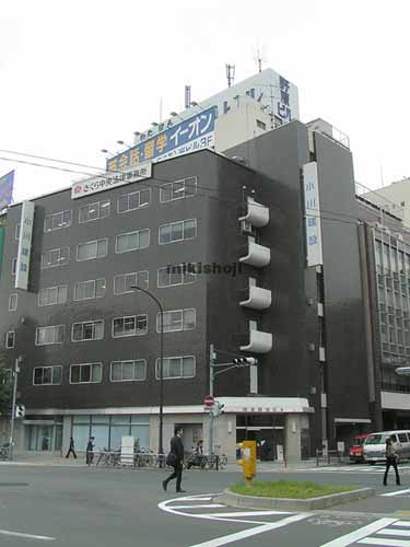 四谷の四谷駅前ビル 外観1
