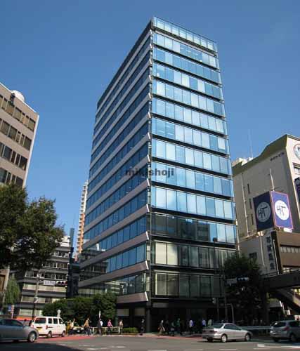 渋谷の住友不動産青山通ビル 外観1