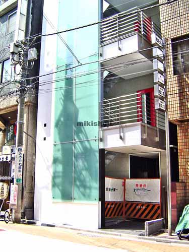 新宿・歌舞伎町のマーズビル 外観1