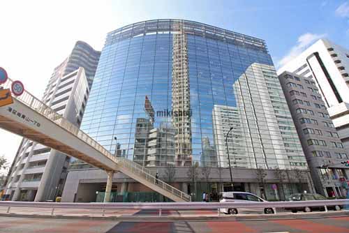 南青山のヒューリック青山外苑東通ビル 外観1