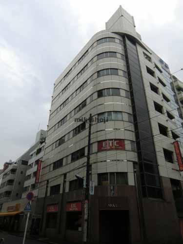 池袋の池袋ローヤルビル 外観1