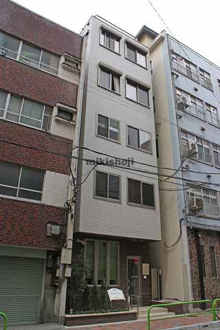 西神田のハタノビル 外観1