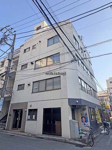 本郷の鷲田ビル 外観1