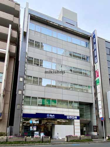 松戸市のＦａｂｕｌｏｕｓ　ＭＡＴＳＵＤＯ 外観1