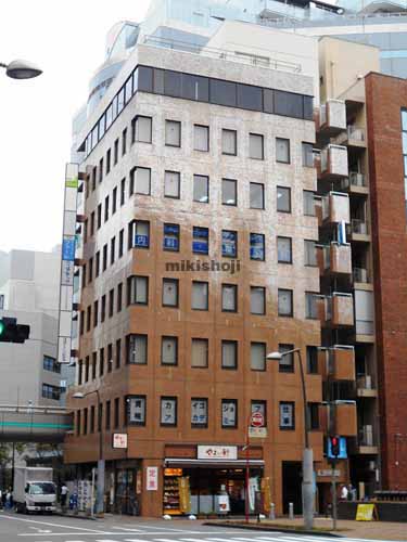 立川市のコクーンビル 外観1