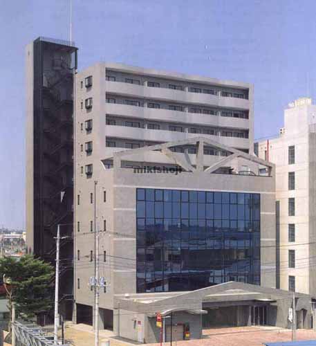 飯能市の飯能サンプラザビル 外観1