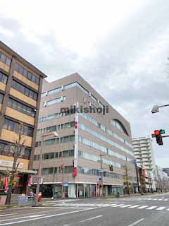 新潟市の新潟第一生命ビルディング 外観1