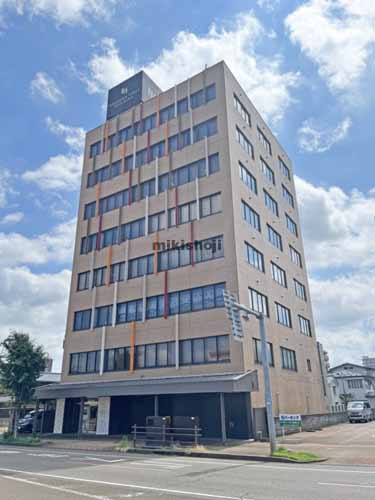 長岡市の長岡ファーストビル 外観1