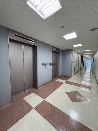 敷島北一条ビル エレベーターホール1