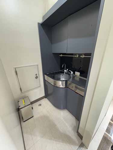 中央区南のシティセンタービル 水回り1