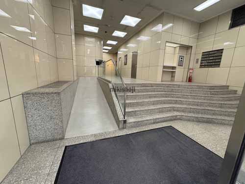 中央区北のＲｅｅＰＲＯビル エントランス1