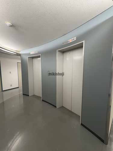 厚別区の新札幌第一生命ビルディング エレベーターホール2