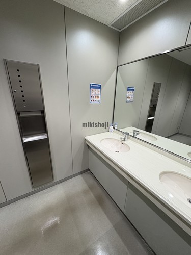 中央区南のクリスタルタワー 水回り1