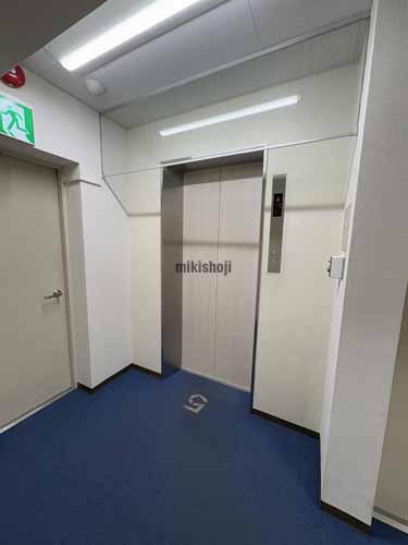 中央区北のマルイト時計台前ビル エレベーターホール1