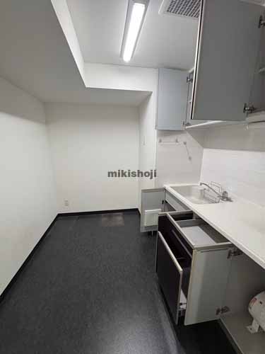 ＩＮＯＶＥ札幌資生館前 水回り8