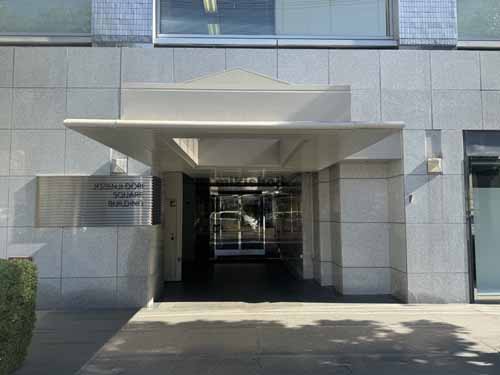 国分町・大町・立町の定禅寺通スクエアビル エントランス2