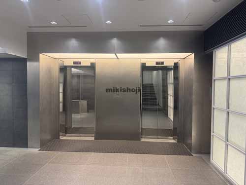 国分町・大町・立町の定禅寺通スクエアビル エレベーターホール2