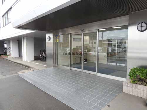 山王の山王プレスビル エントランス1