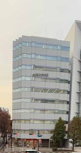 新横浜の日本生命新横浜ビル 外観2