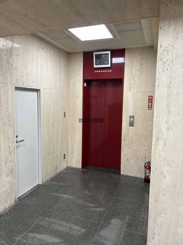 志村ビル エレベーターホール1