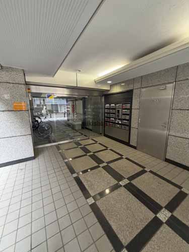 川崎区の本町松永ビル エントランス1