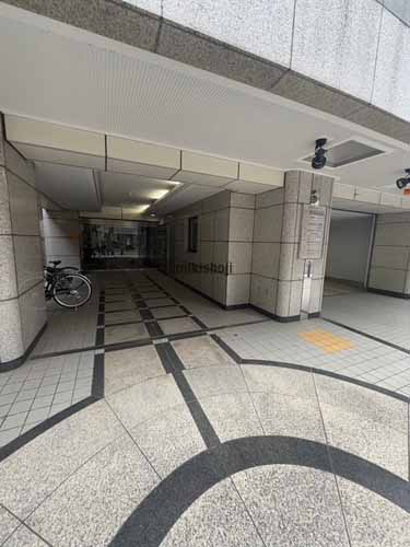 川崎区の本町松永ビル エントランス2