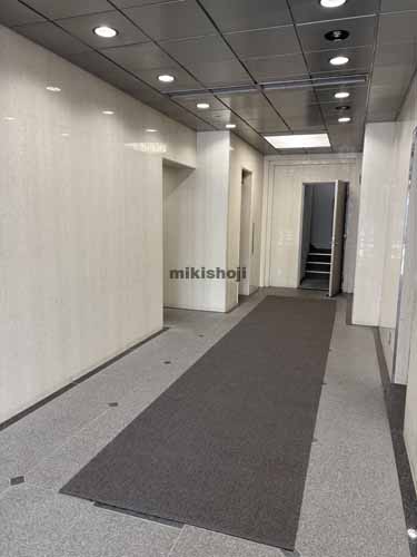 小田原市のあいおいニッセイ同和損保小田原ビル エレベーターホール1