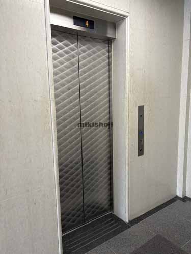 小田原市のあいおいニッセイ同和損保小田原ビル エレベーターホール2